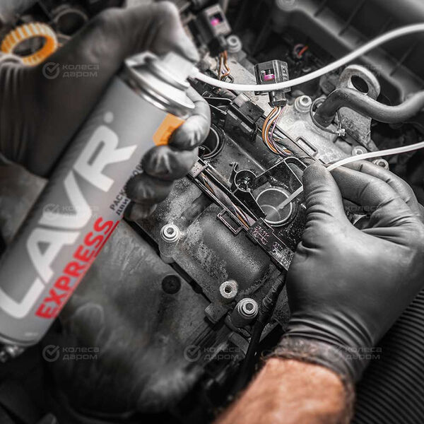 2511 Раскоксовка двигателя EXPRESS LAVR Engine carbon cleaner 400 мл в Казани